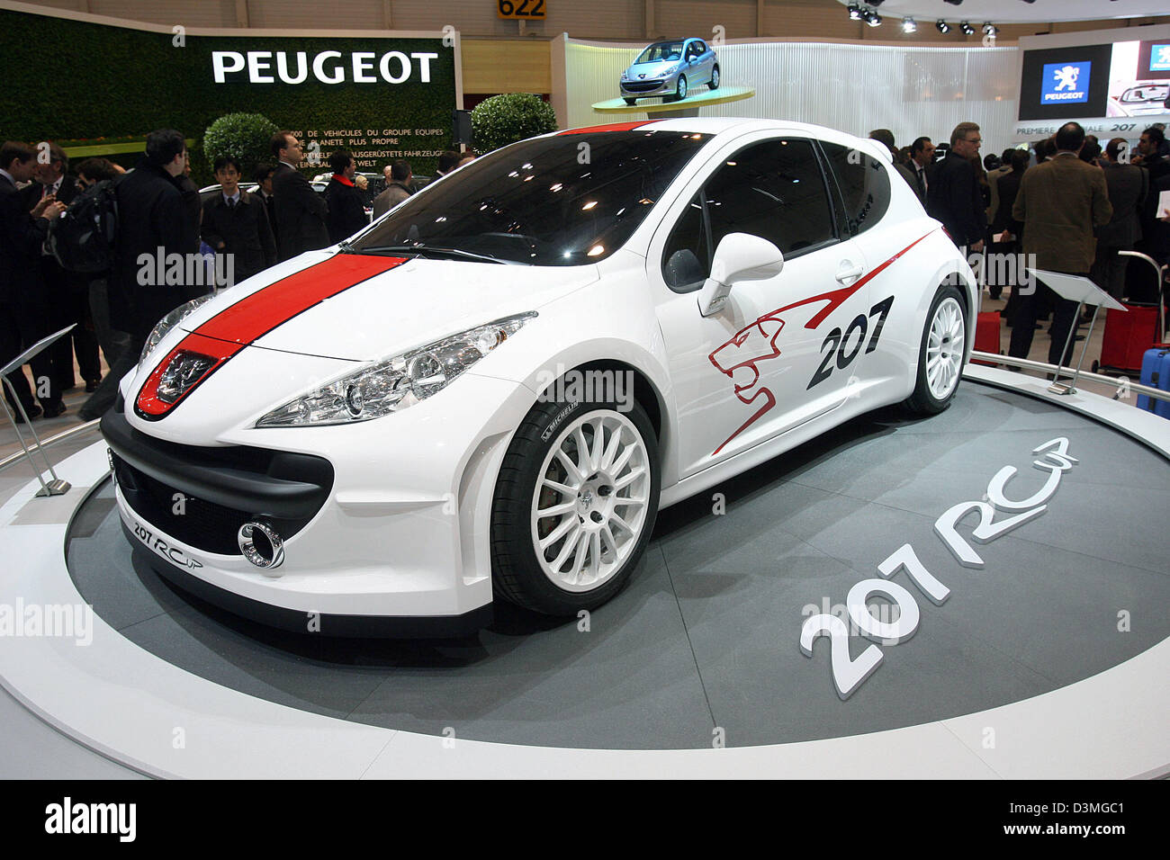 The picture shows the Peugeot 207 R Cup during its presentation at the 76th  International Motor Show in Geneva, Switzerland, 28 February 2006. Photo:  Uli Deck Stock Photo - Alamy