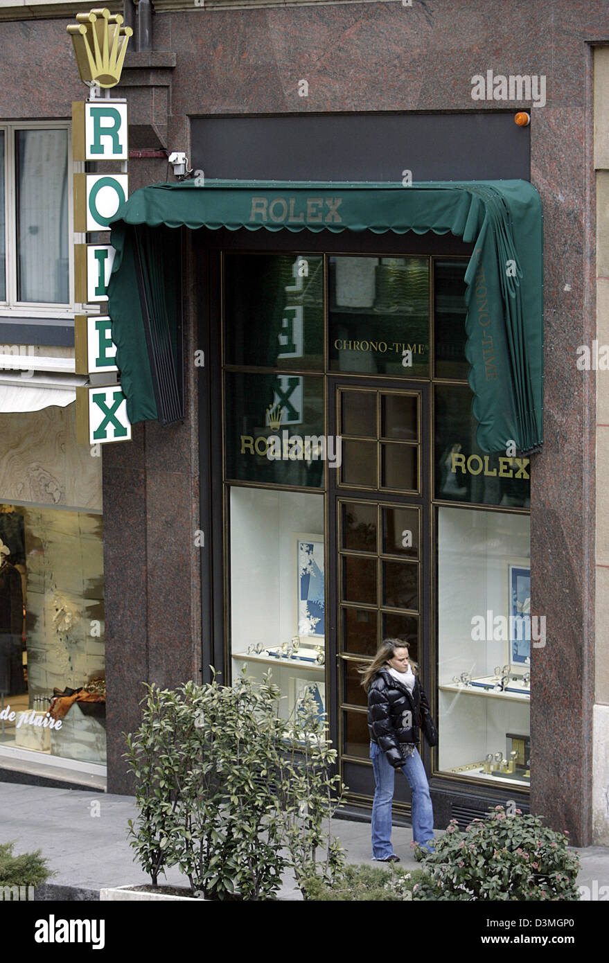 The picture shows a Rolex store in Geneva, Switzerland, 2 March 2006.  Photo: Marijan Murat Stock Photo - Alamy