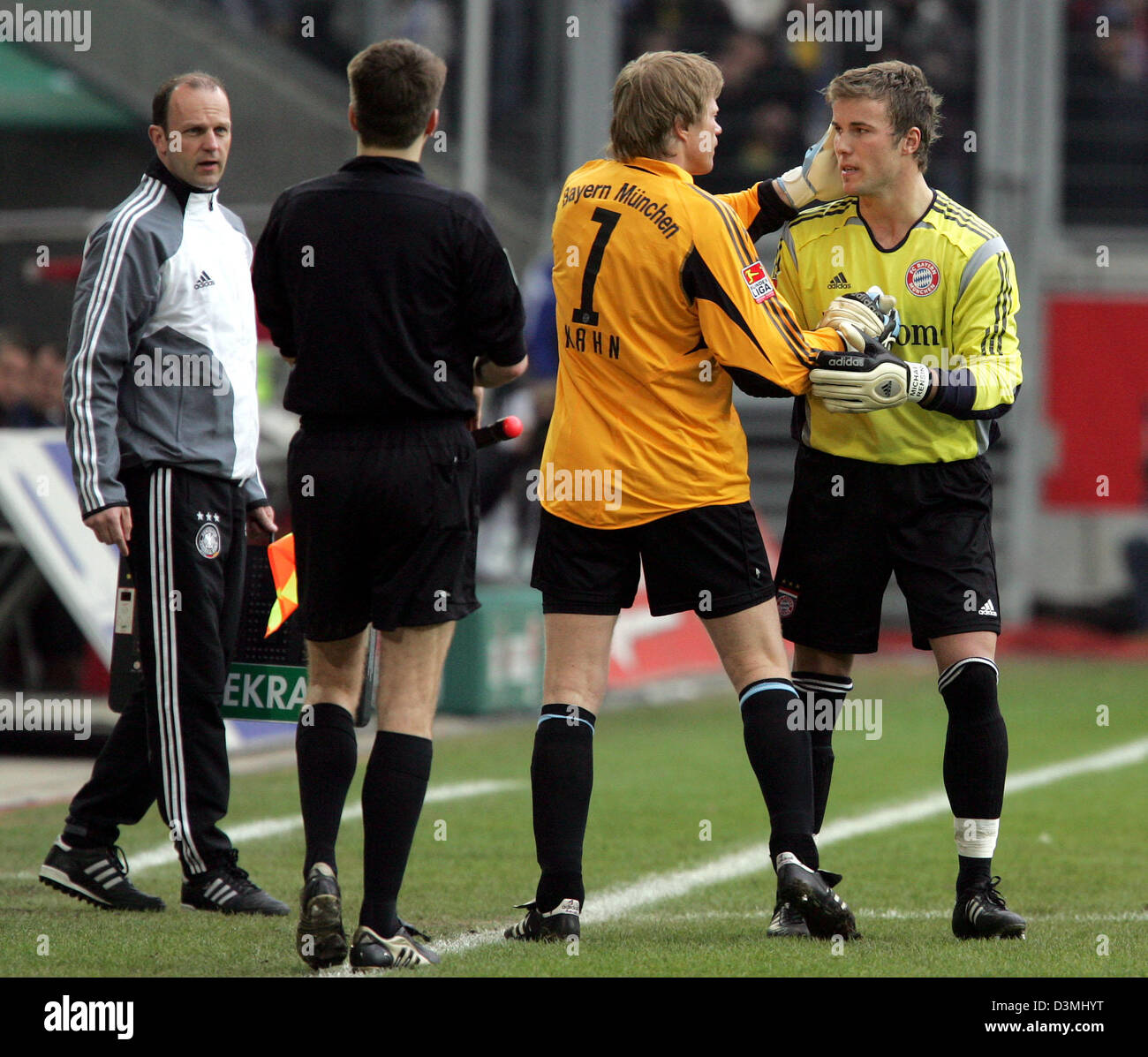 Sports spo soccer bundesliga male gesture handshake germany hi-res ...