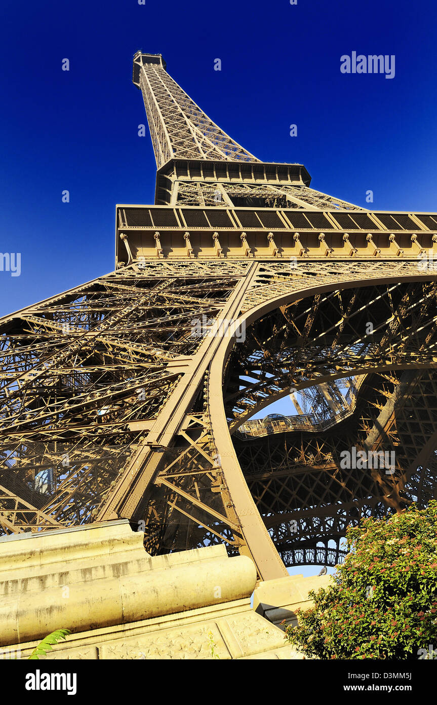 view of Eiffel Tower in Paris in autumn Stock Photo