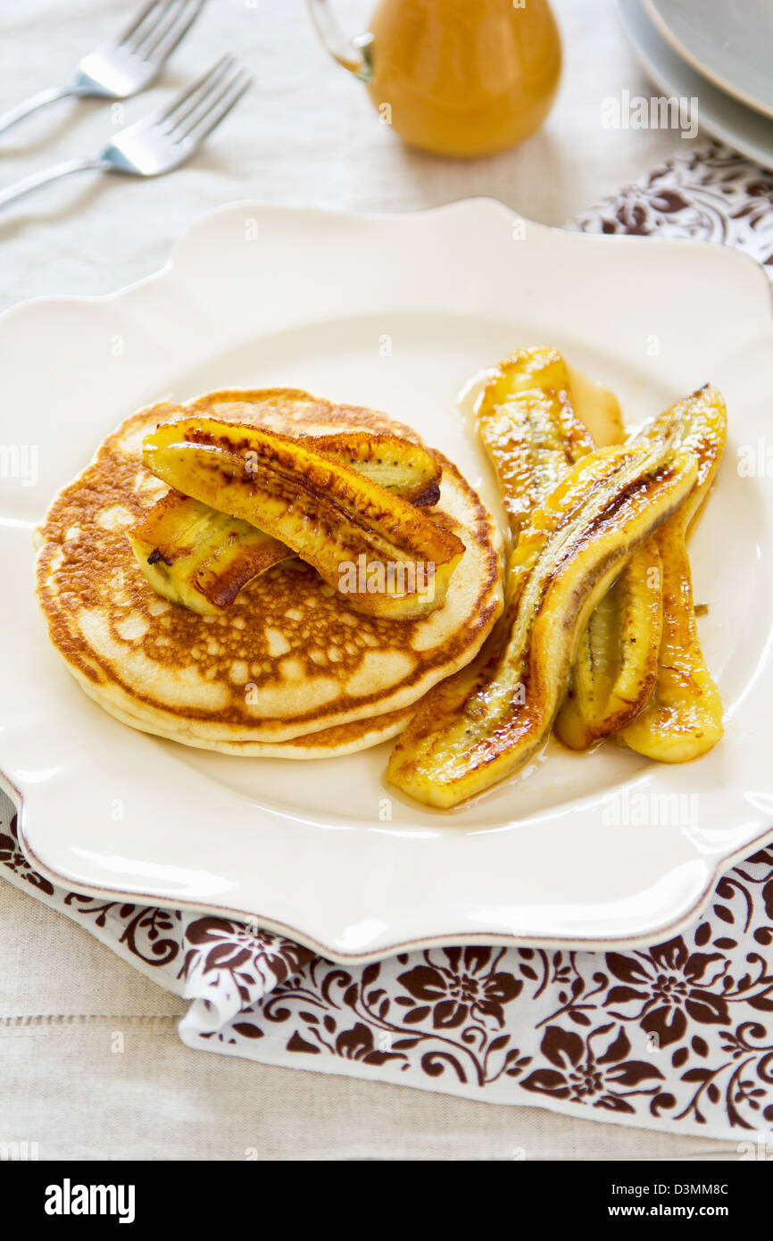 Pancake with caramelized banana and caramel sauce Stock Photo Alamy