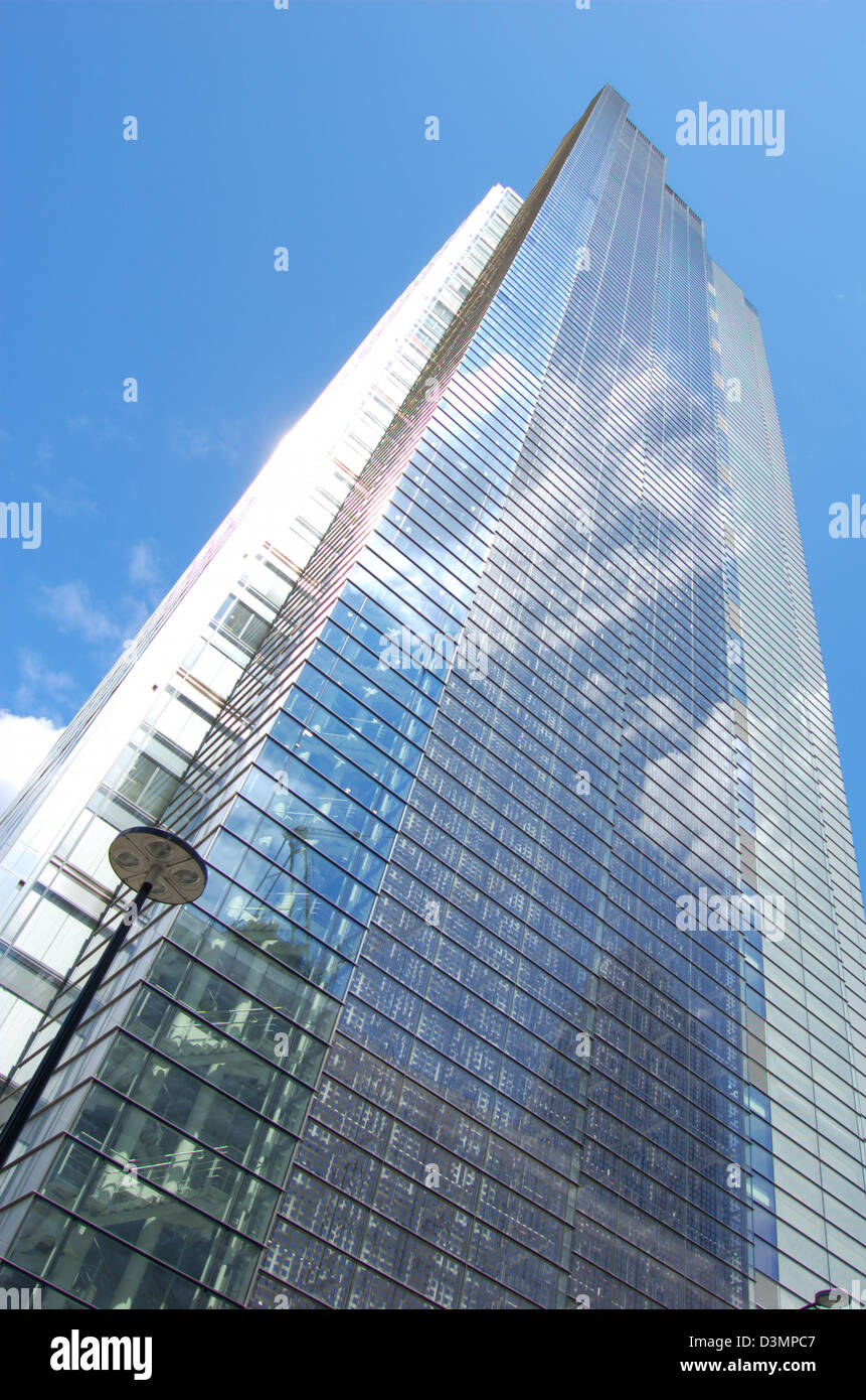 110 Bishopsgate skyscraper in the City of London, England Stock Photo ...