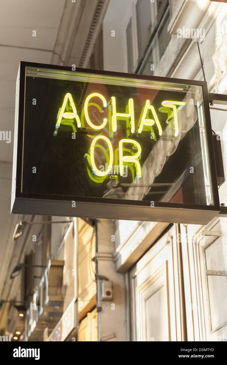 We buy gold achat or sign for a shop where gold can be bought and