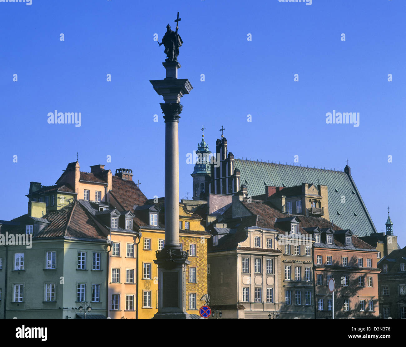 Poland, Warsaw, Castle Square, Plac Zamkowy, statue of King Sigismund