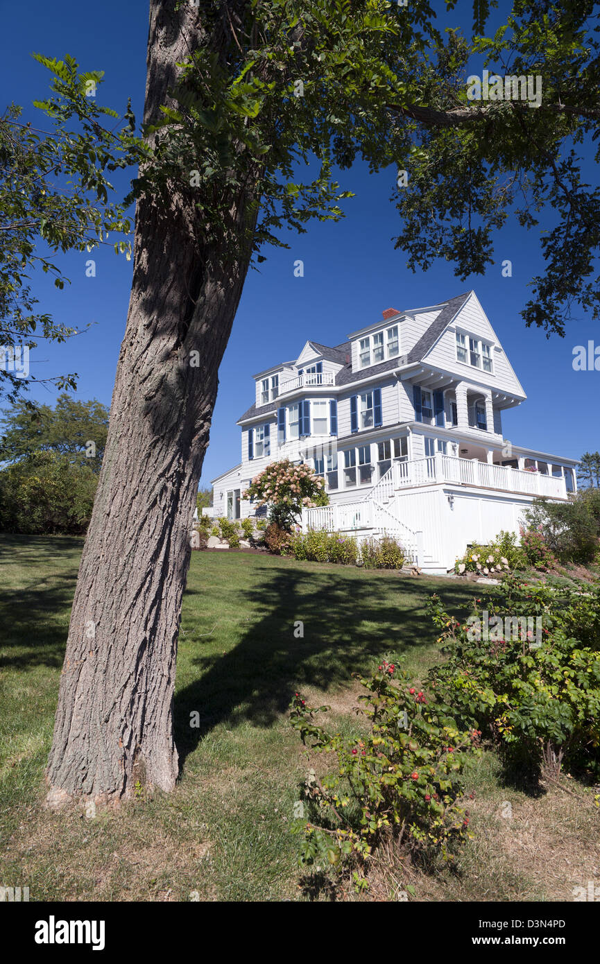 Three story house in Kennebunkport, Maine, USA Stock Photo Alamy
