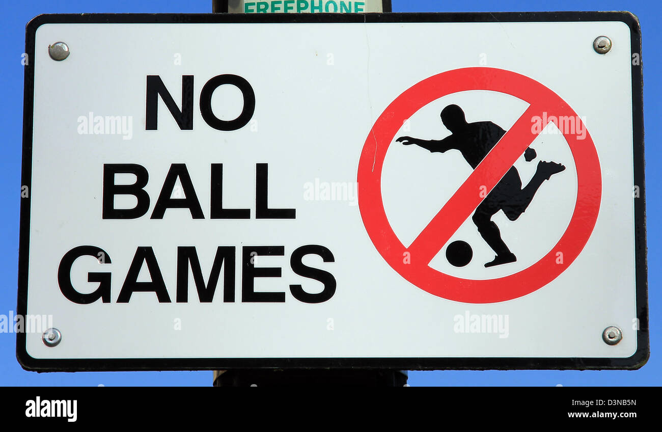 sign showing no ball games allowed Stock Photo