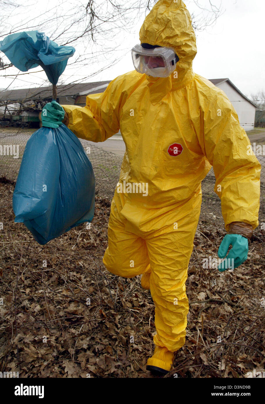 Health hth epidemic_and_plague male protective_clothing germany hires