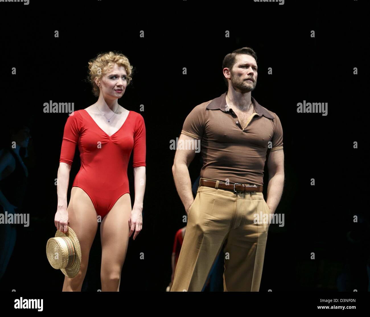 Scarlett Strallen (Cassie), John Partridge (Zach) in A CHORUS LINE at