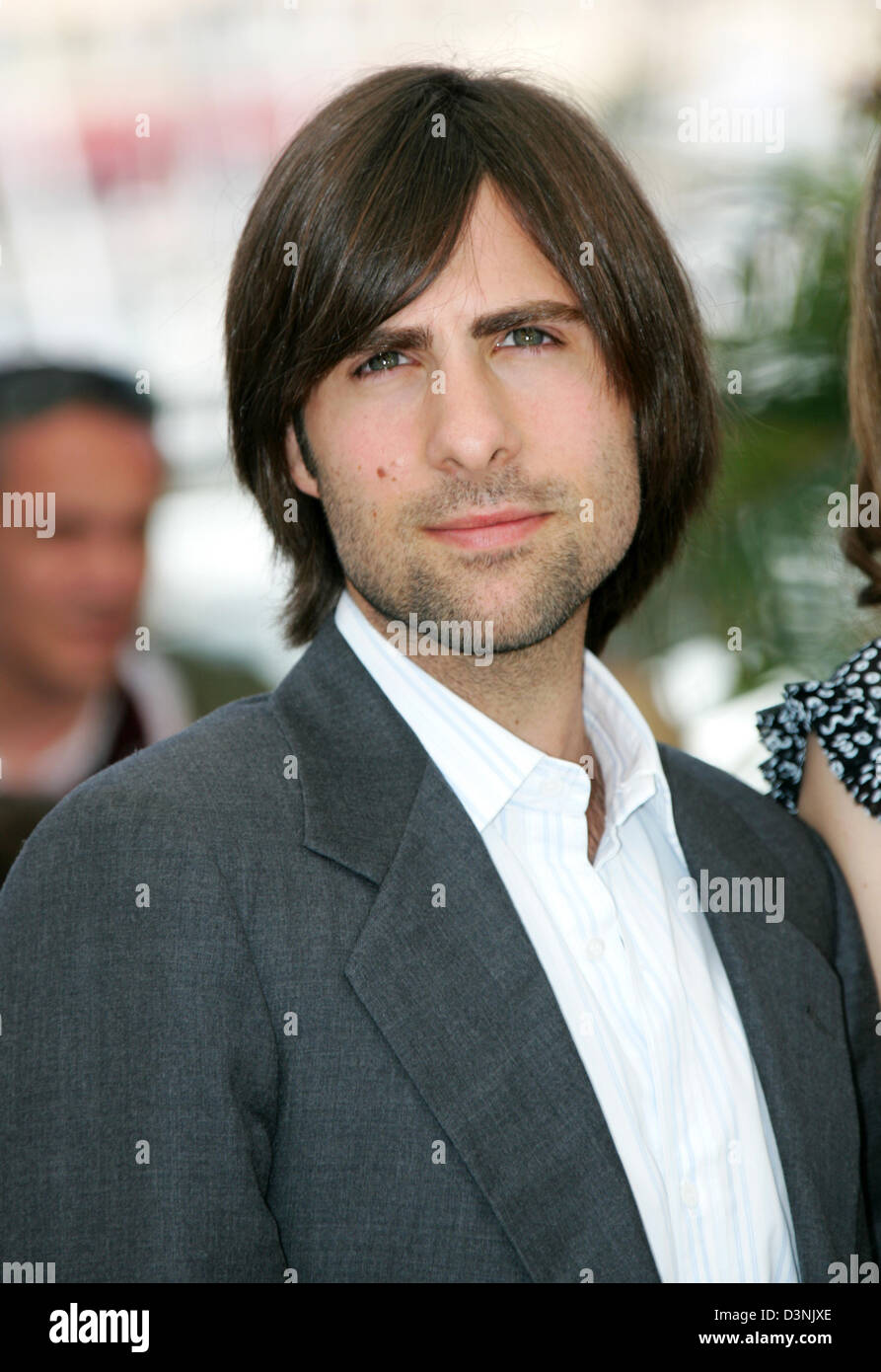 US actor Jason Schwartzman poses at the photocall of the film 'Marie Antoinette' at the Palais des Festivals, Cannes, France, Wednesday, 24 May 2006. Photo: Hubert Boesl Stock Photo