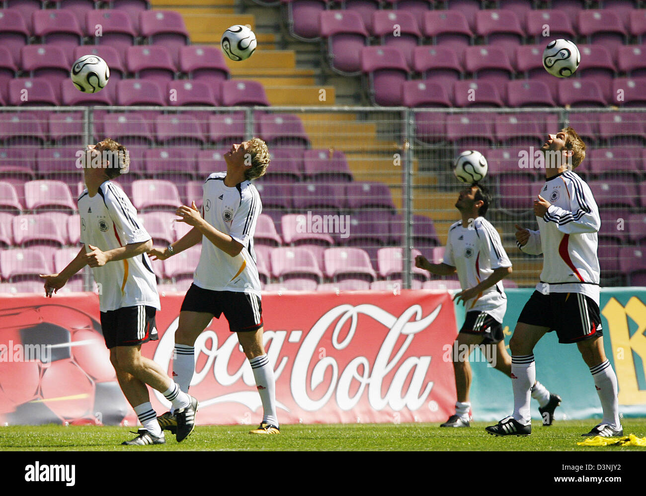 Oliver neuville german national team hires stock photography and