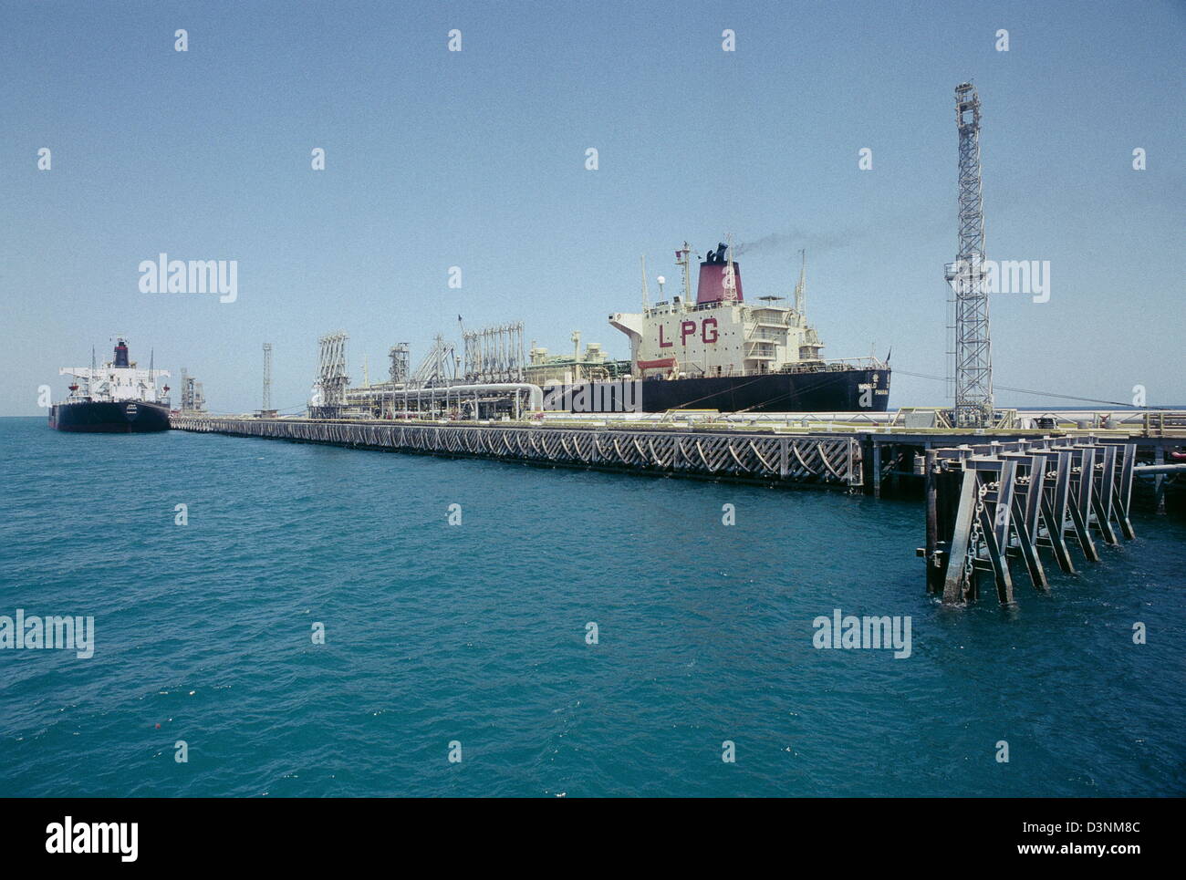 The world's largest oil refinery, oil storage tank farm and crude oil