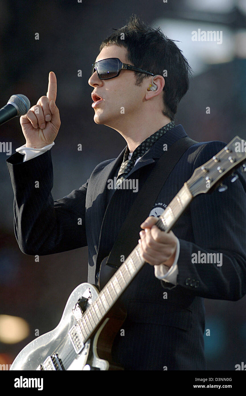 The singer of the band 'Placebo', Brian Molko performs at the 21st 'Rock am  Ring' Music Festival in Nuerburg, Germany, Sunday 03 June 2006. The  festival featuring more than 90 bands runs