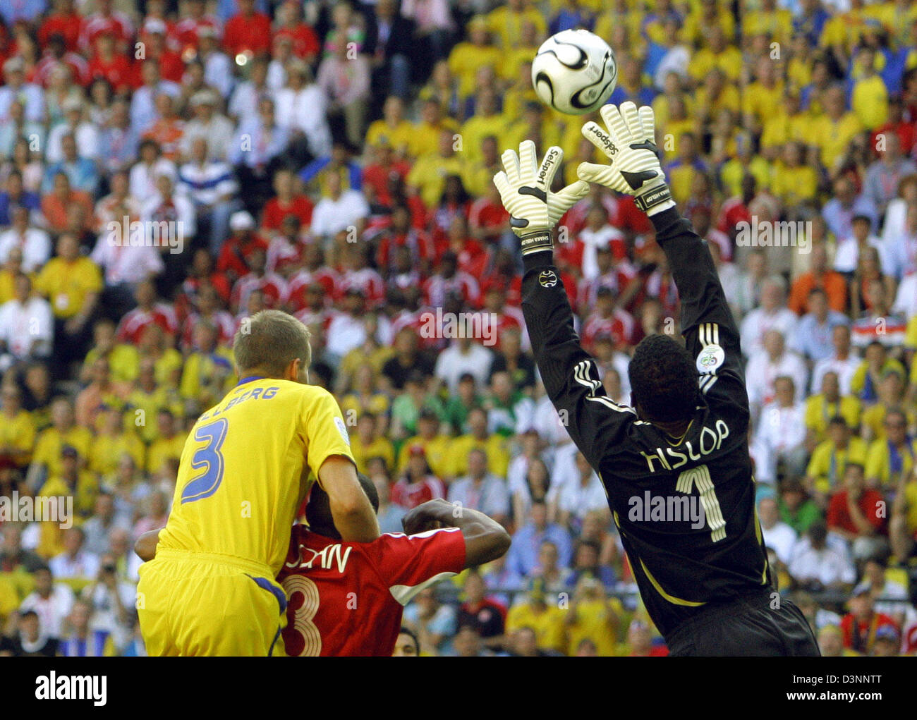 Action group tries hi-res stock photography and images - Page 5 - Alamy