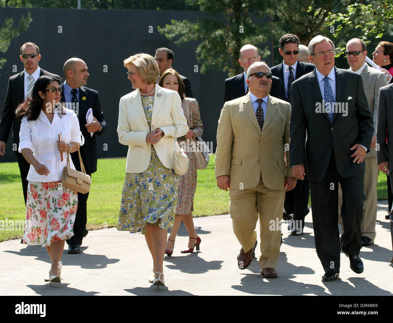 Former Queen Anne-Marie of Greece (3rd L), King Simeon of Bulgaria (R of her), Hassan ibn Talal, Prince of Jordan (2nd R), Count Albert II. of Monaco (behind) and Former King Konstantin of Greece shown in front of the 'Musee d'Art Moderne Grand-Duc-Jean' (Mudam) in Luxembourg, Luxembourg, Saturday, 1 July 2006. European noblemen and noblewomen had come to attend the opening ceremon Stock Photo