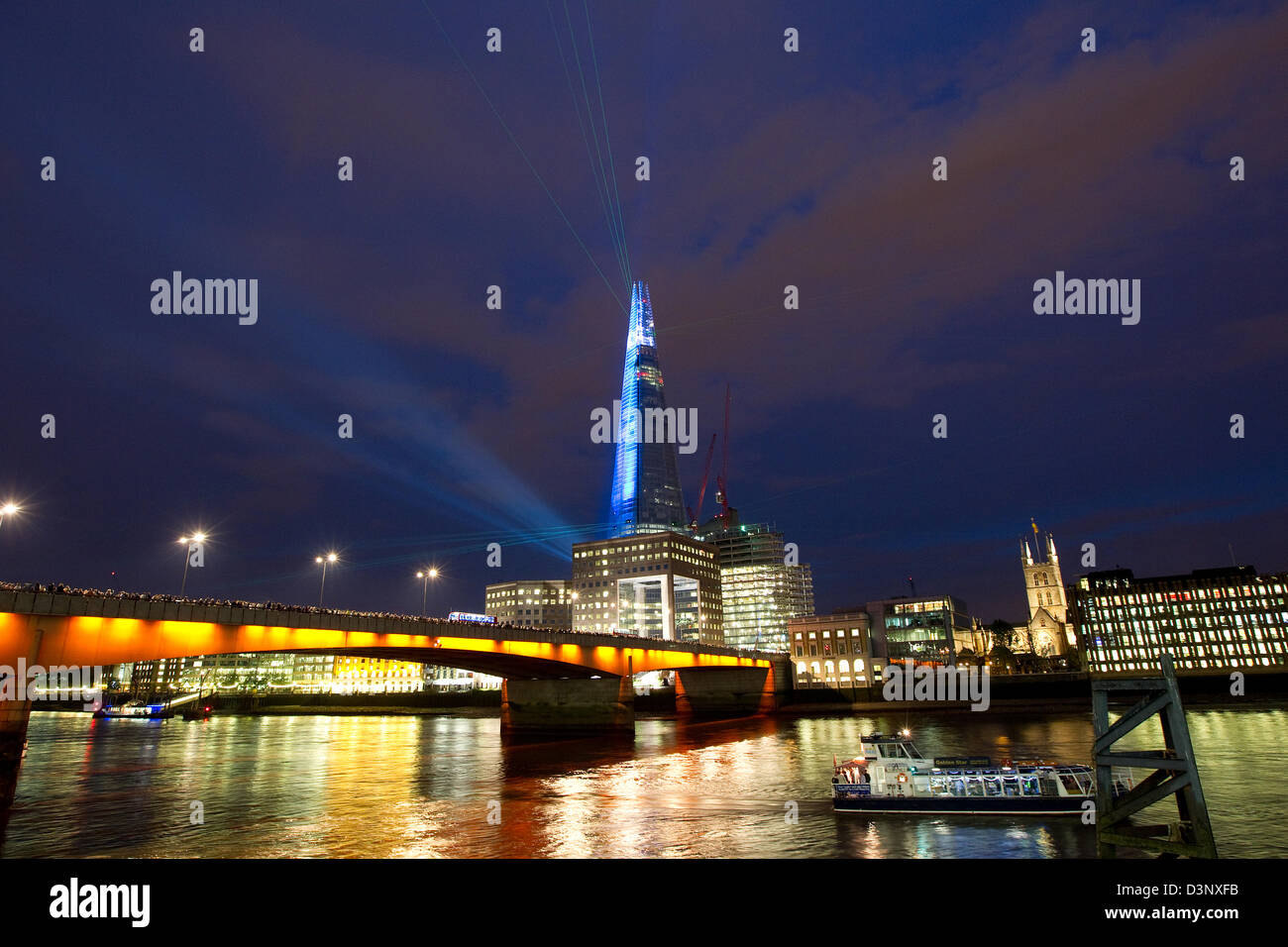 Shard laser show July 5th 2012 Designed by Architect Renzo Piano Stock Photo