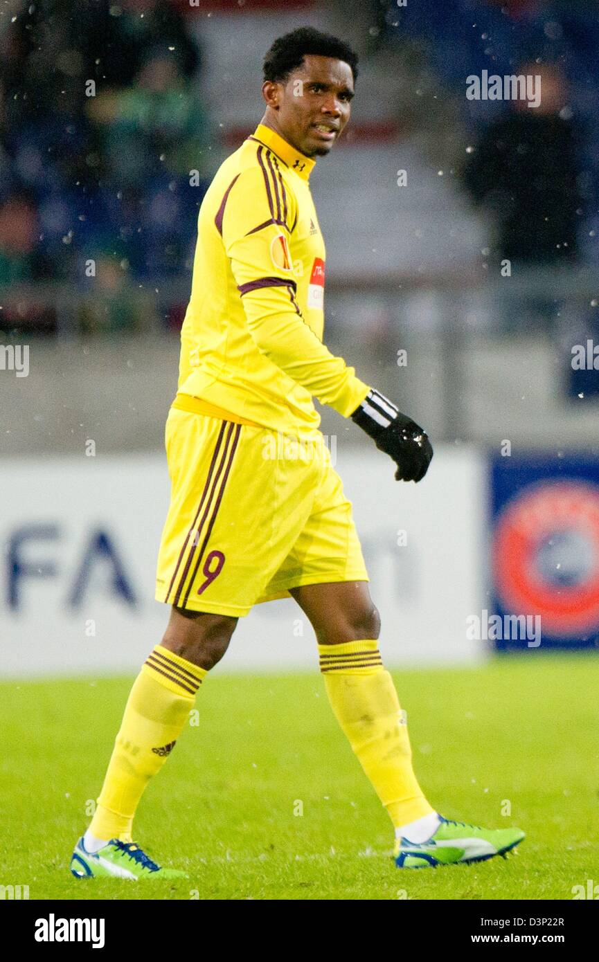 Makhachkala's Samuel Eto'o looks on during the UEFA Europa League round of 32 second leg soccer match between Hanover 96 and FC Anzhi Makhachkala at Hannover Arena in Hanover, Germany, 21 February 2013. Photo: Sebastian Kahnert/dpa Stock Photo