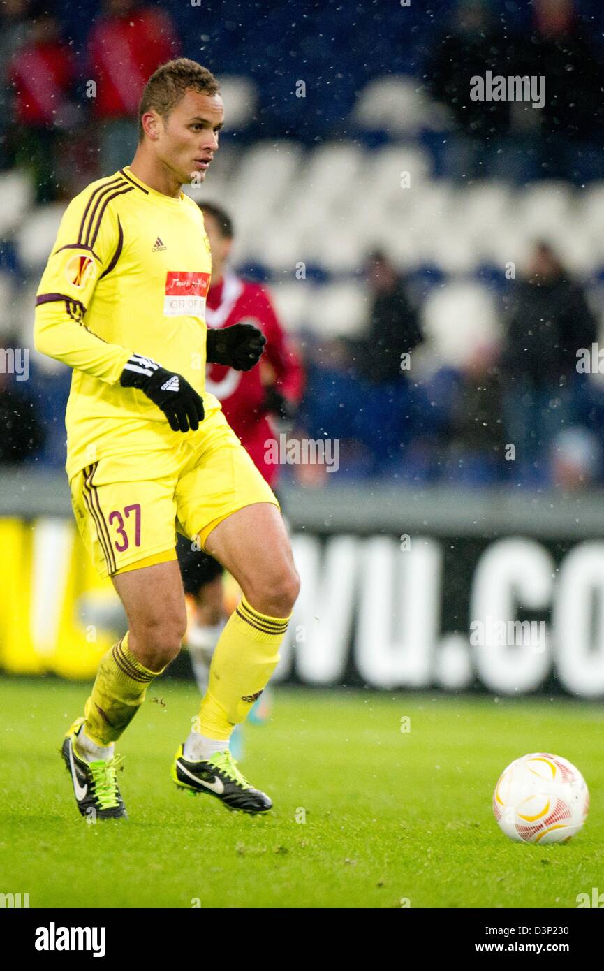Makhachkala's Ewerton controlls the ball during the UEFA Europa League round of 32 second leg soccer match between Hanover 96 and FC Anzhi Makhachkala at Hannover Arena in Hanover, Germany, 21 February 2013. Photo: Sebastian Kahnert/dpa Stock Photo