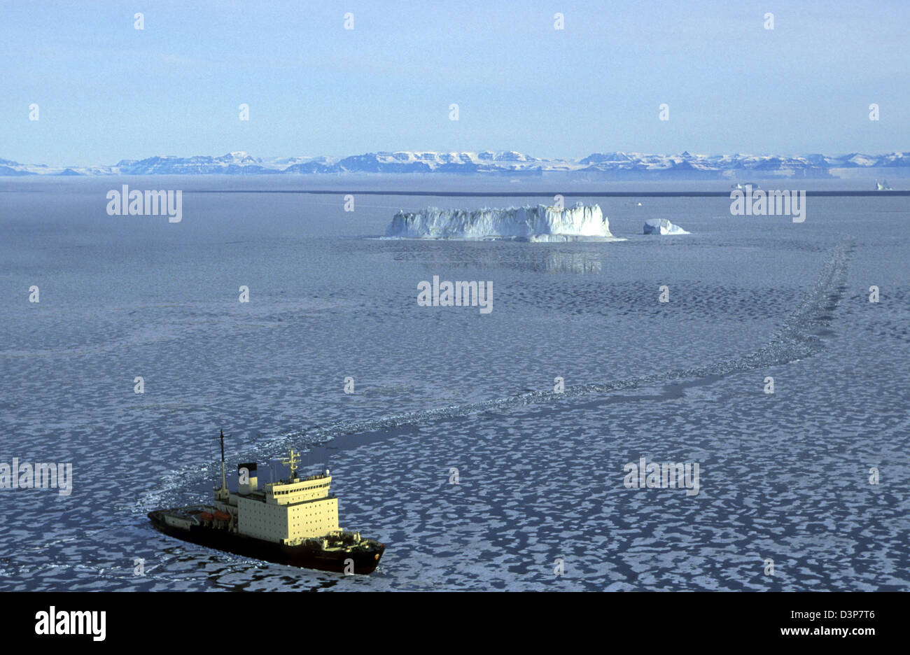 (dpa files) - The icebreaker 'Kapitan Dranitsyn' drives through the melting pack ice at the Scorebysund on the east coast of Greenland, 6 July 1999. Photo: Hinrich Baesemann Stock Photo