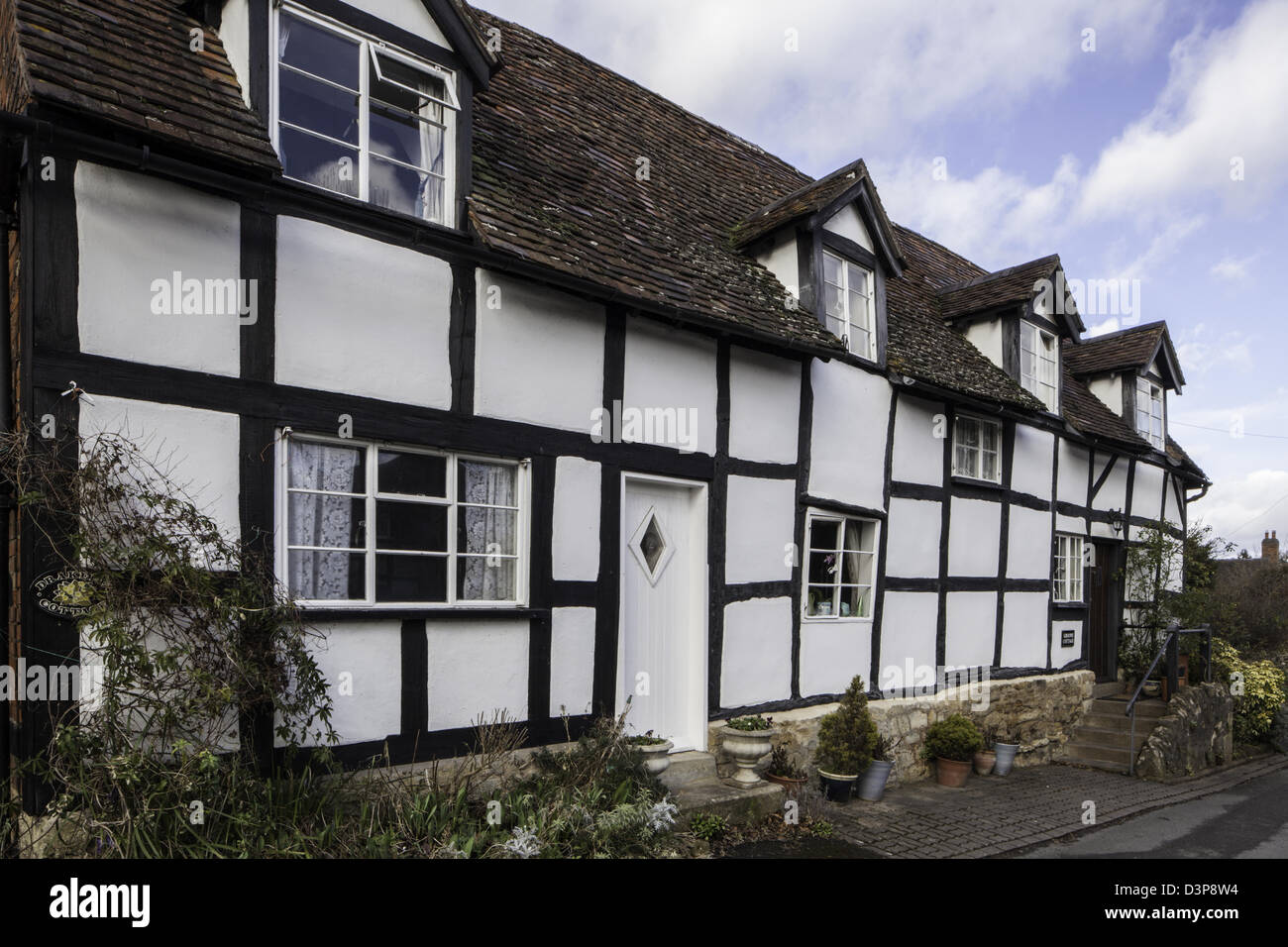 Grooms Cottage cottage in the village of Elmley Castle, Worcestershire, England, UK Stock Photo