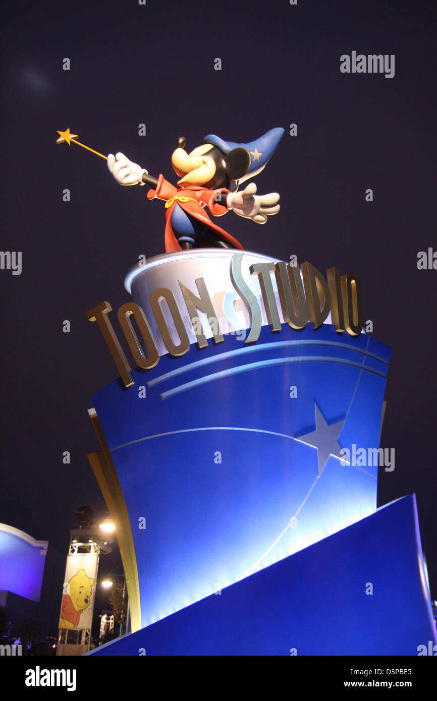 The statue of Mickey mouse as the sorcerer's apprentice - the Toon Studios, Walt Disney Studios Park, Disneyland Paris Stock Photo