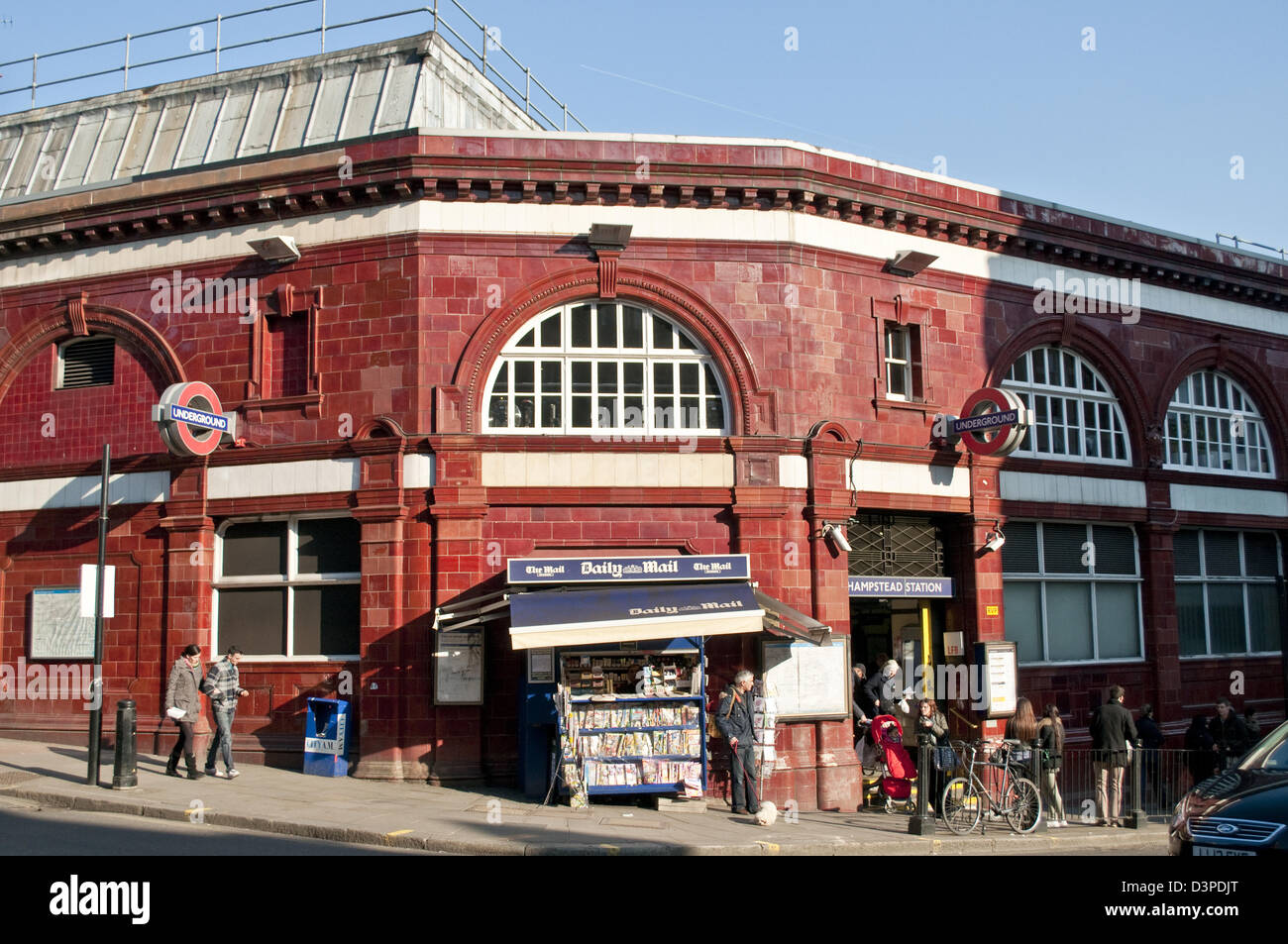 Hampstead Tube Station High Resolution Stock Photography and Images Alamy