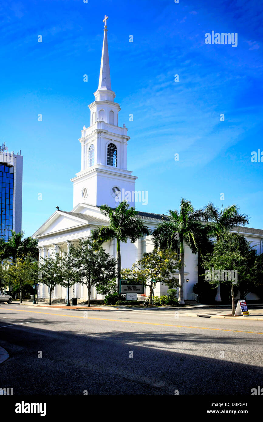 First Baptist Church Stock Photos & First Baptist Church Stock Images ...