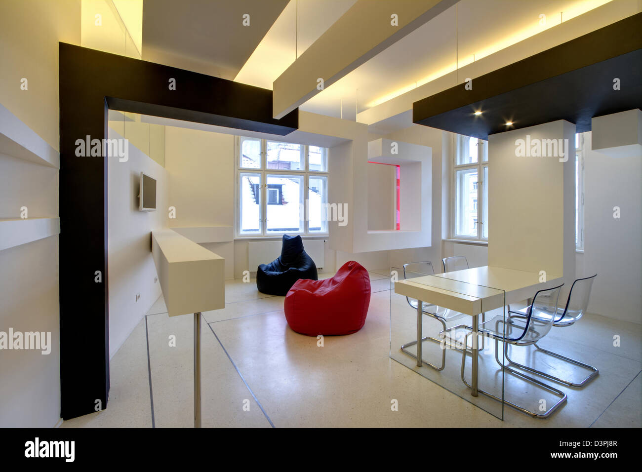 Flat style spot hi-res stock photography and images - Alamy