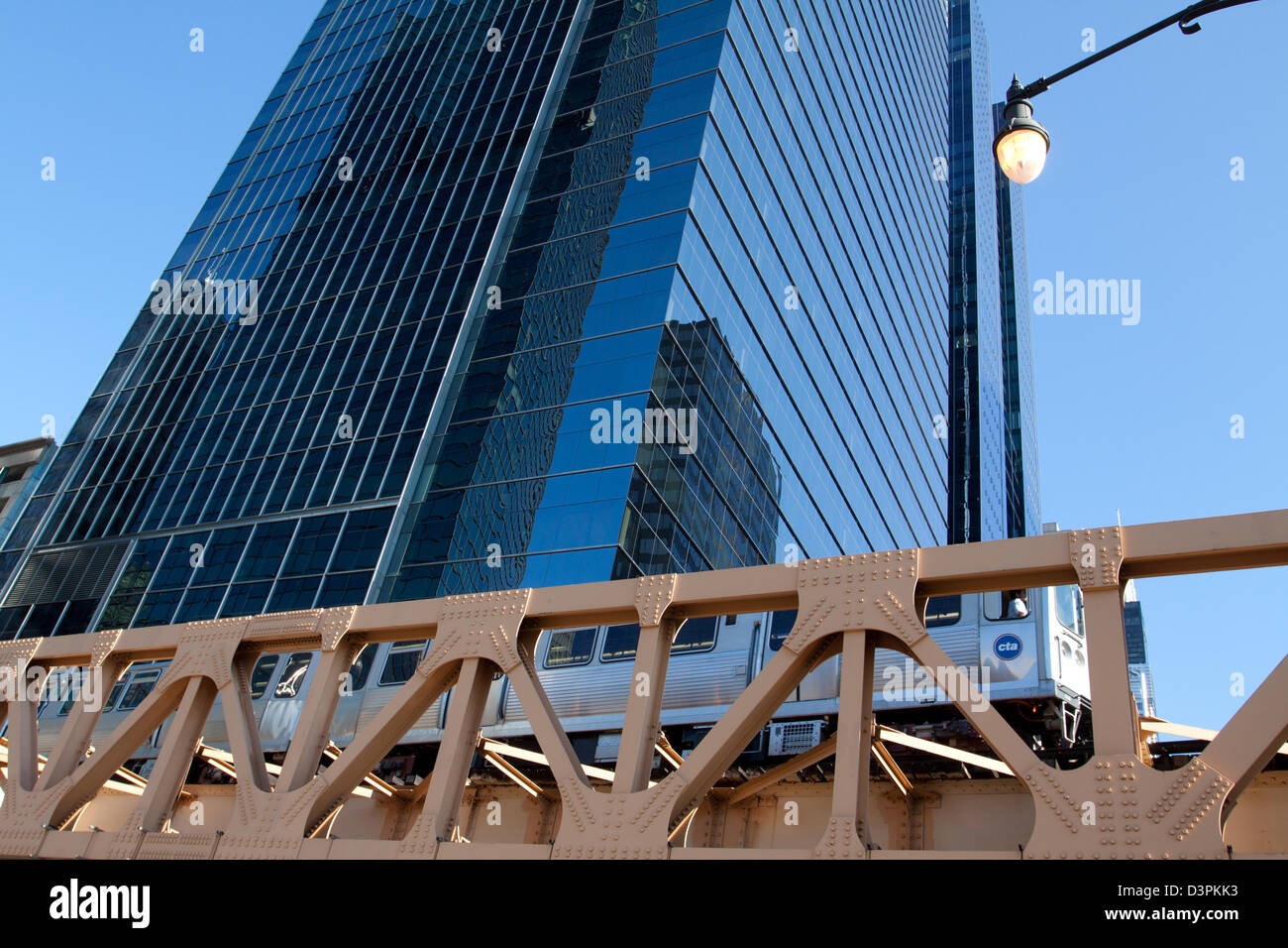 Chicago l bridge hi-res stock photography and images - Alamy