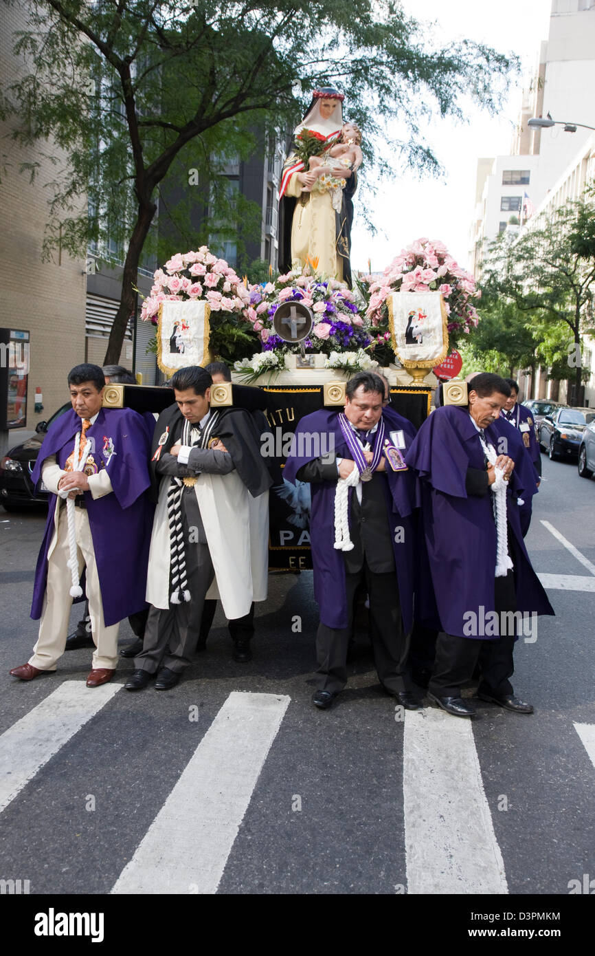 The annual Santa Rosa de Lima Estados Unidos EEUU procession in New York Stock Photo