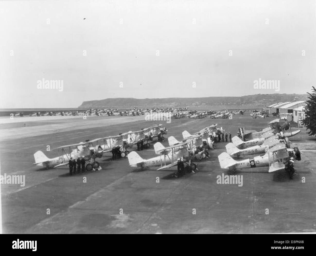 Fleet air reconnaissance squadron Black and White Stock Photos & Images ...