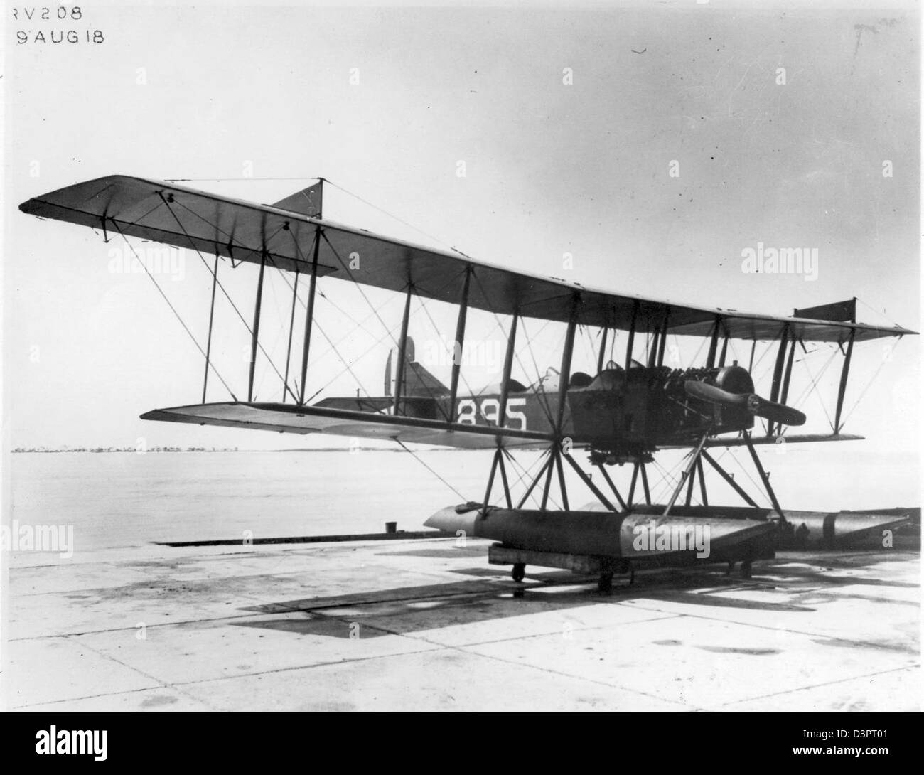 The Curtiss R-6, an aircraft developed by the Curtiss Aeroplane and ...