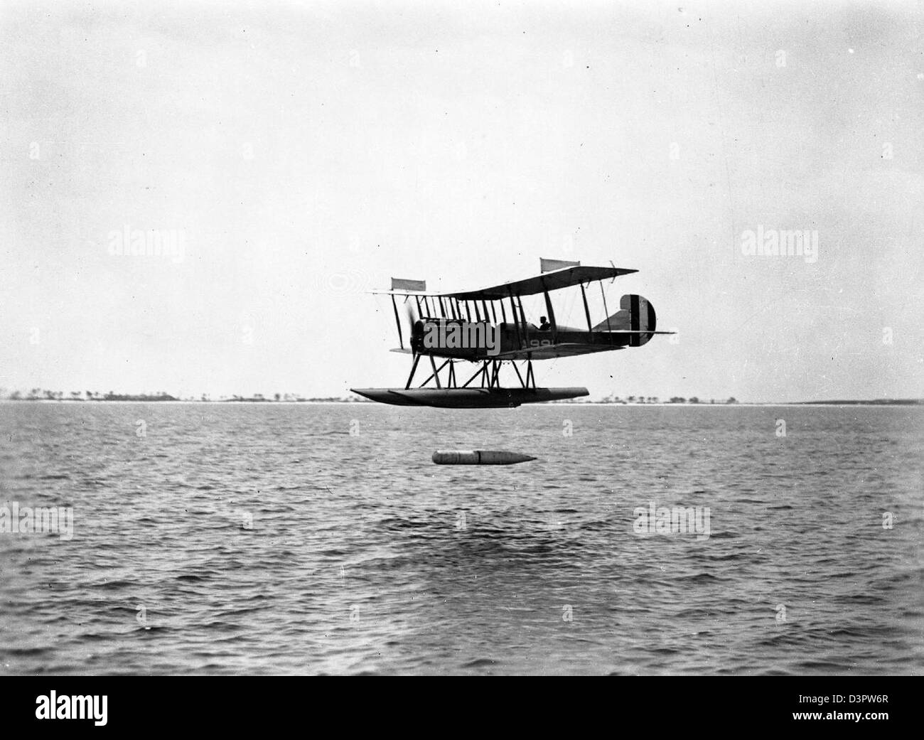 The Curtiss R-6 was a military aircraft used in the early 20th century ...