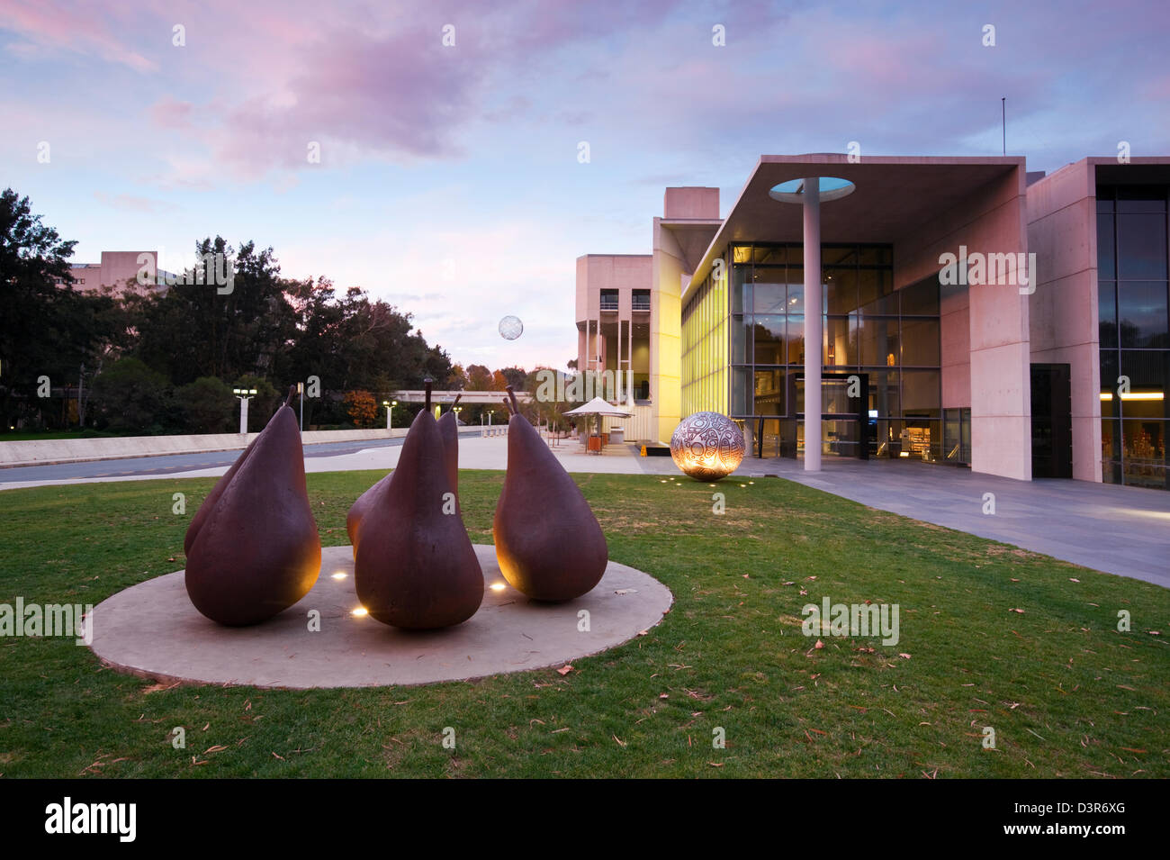 Pears sculpture by George Baldessin and the National Gallery of Australia. Canberra, Australian Capital Territory, Australia Stock Photo