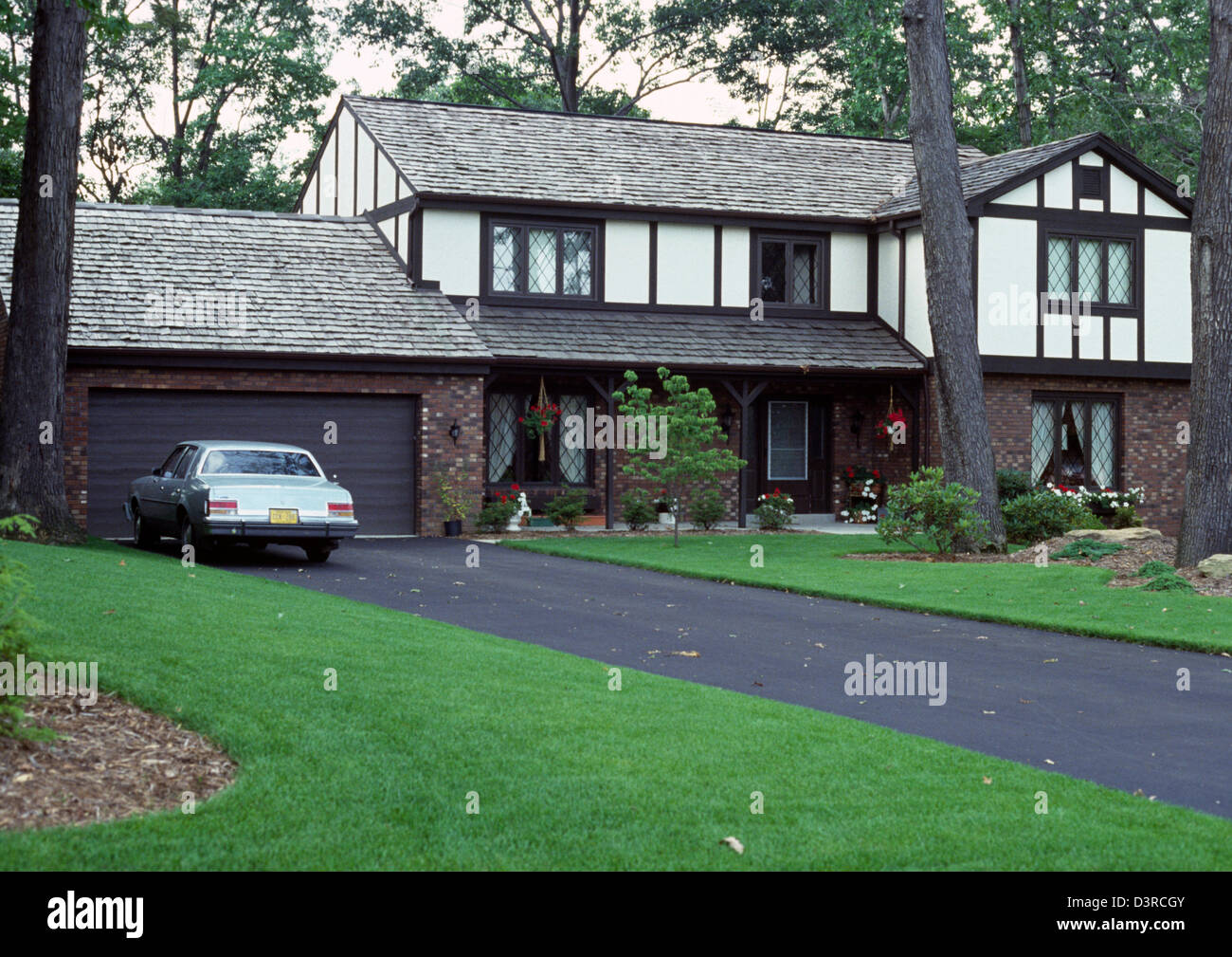 Big American family house from 1980s. Pittsburgh Pennsilvanya area. ARCHIVAL PHOTO 1981 Stock