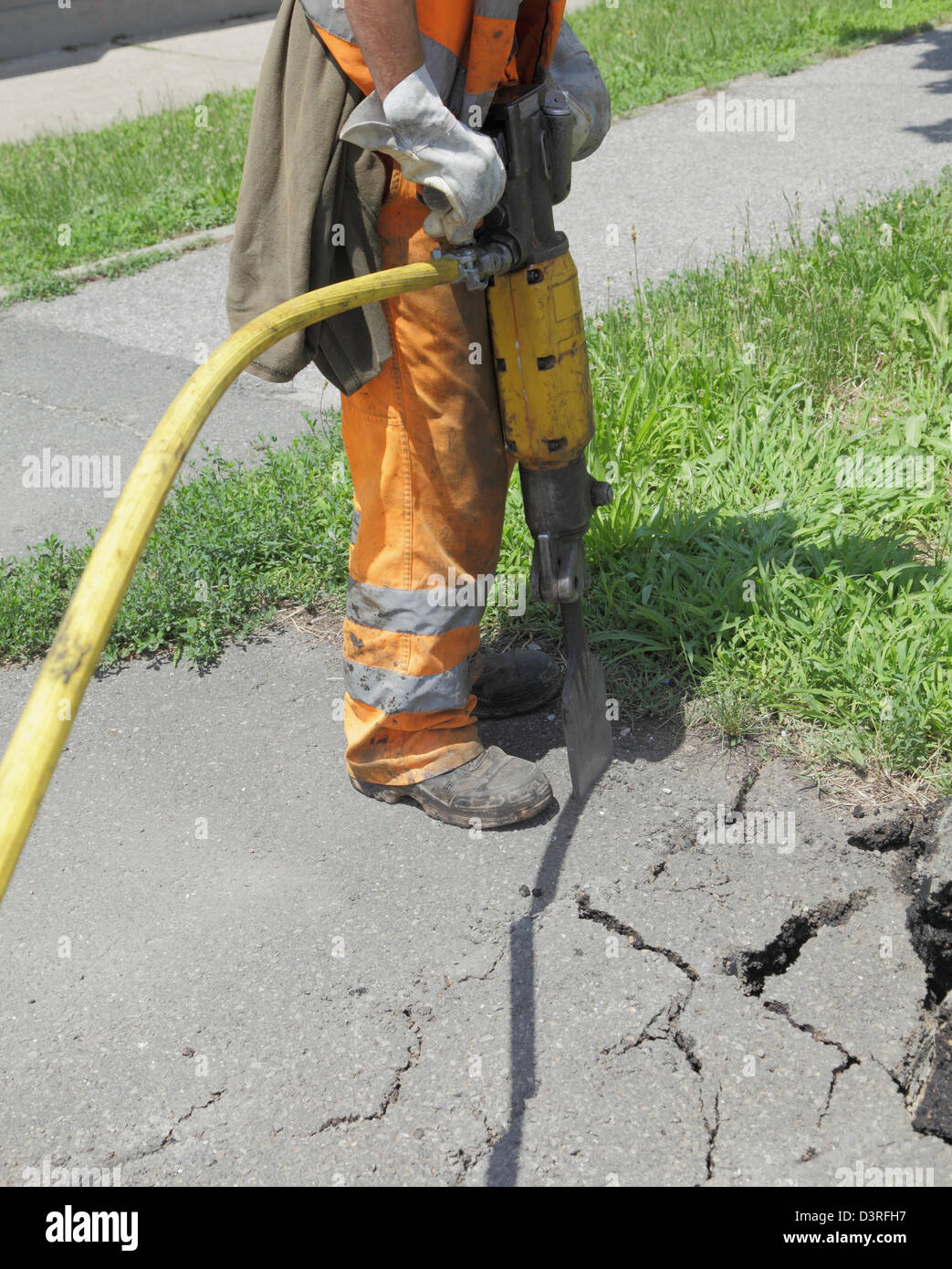 Jackhammer construction worker hires stock photography and images Alamy
