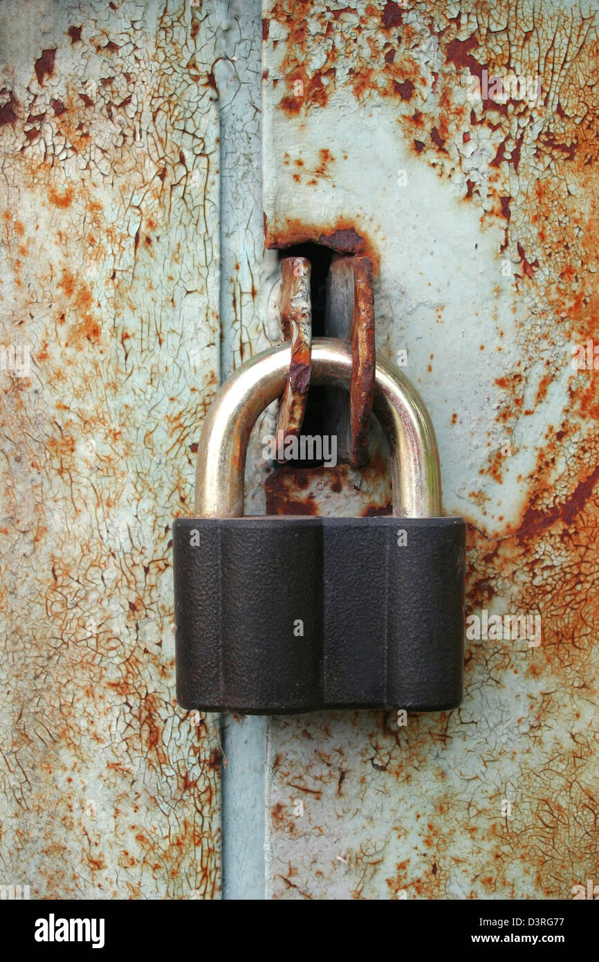 Padlock on the garage door Stock Photo Alamy