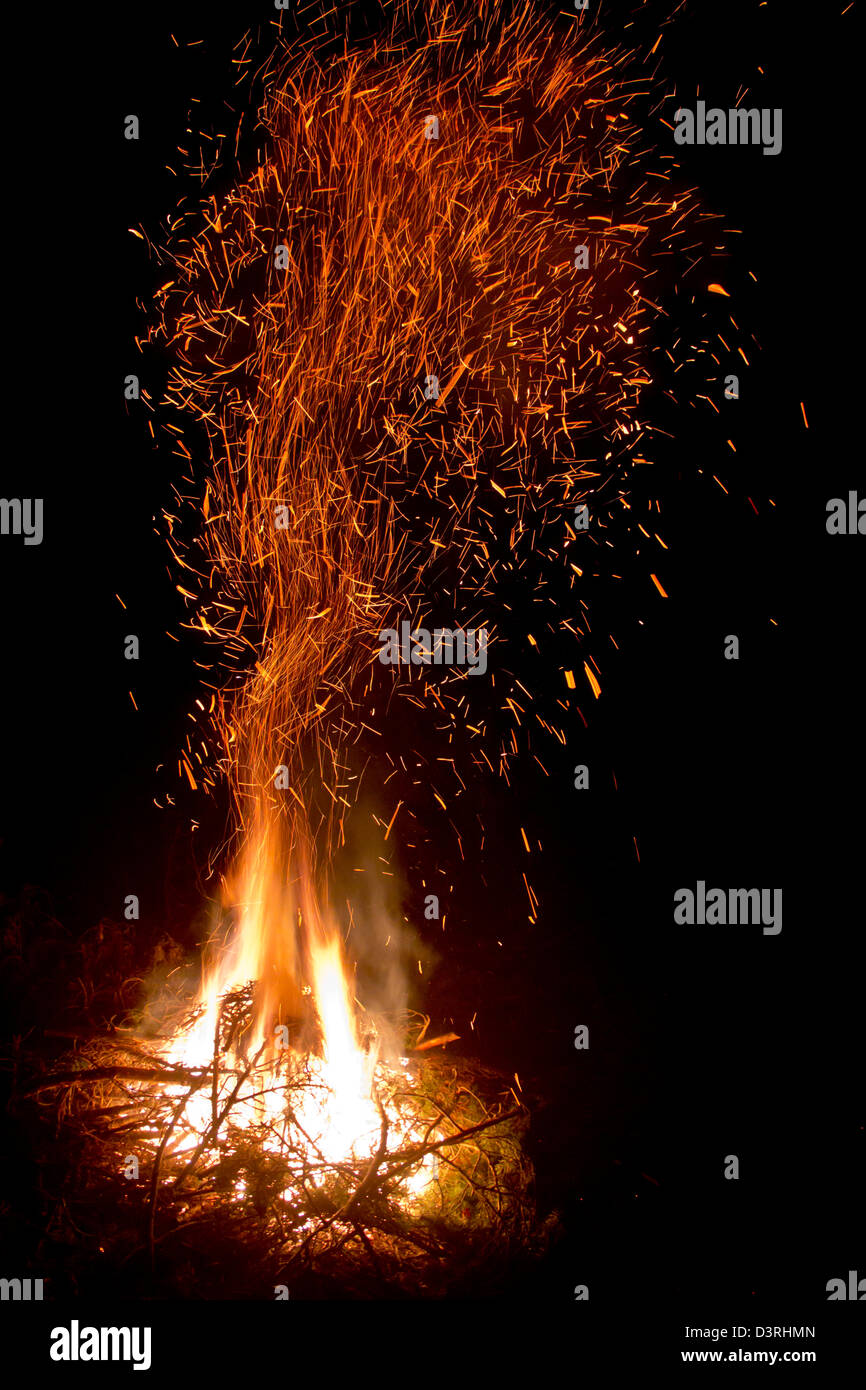 Night bonfire with high flames and large number of sparks Stock Photo ...