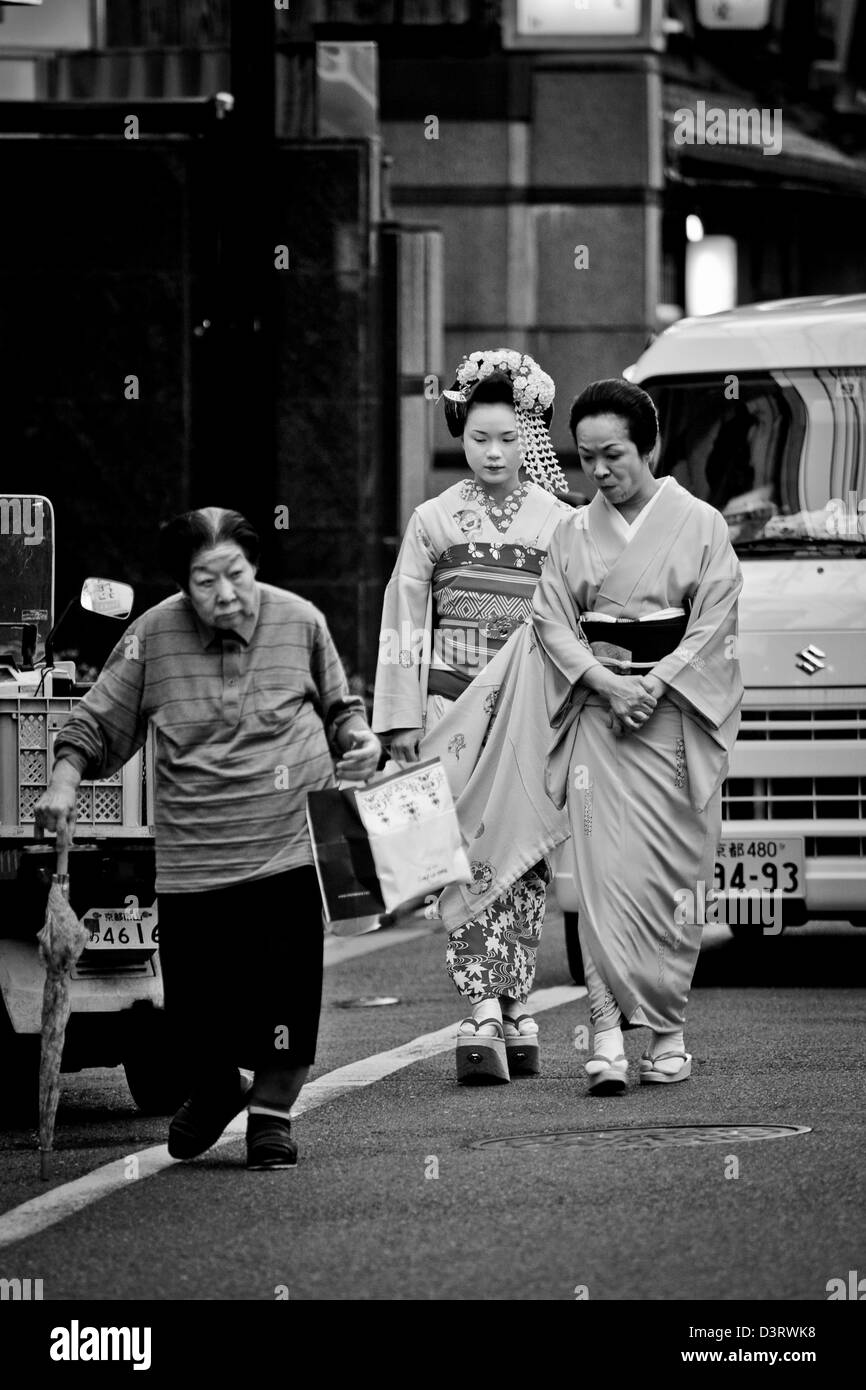 Town geisha hires stock photography and images Alamy