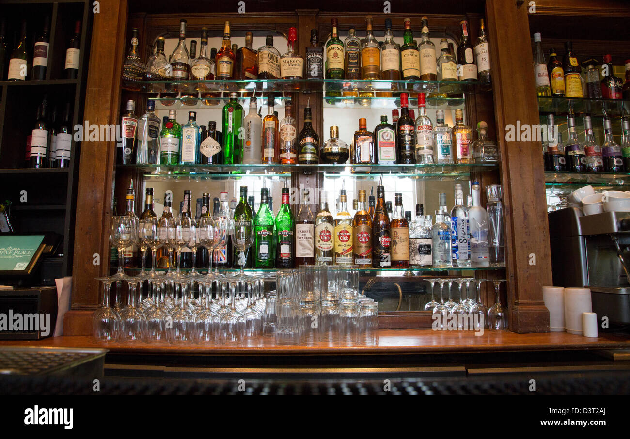 Bath, Avon, A well stocked old fashioned bar Stock Photo Alamy
