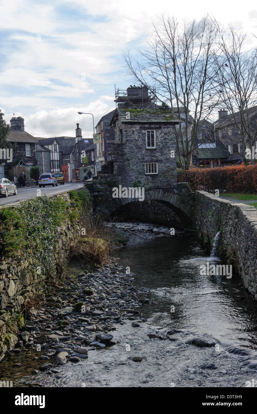 Ambleside bridge house hi-res stock photography and images - Alamy