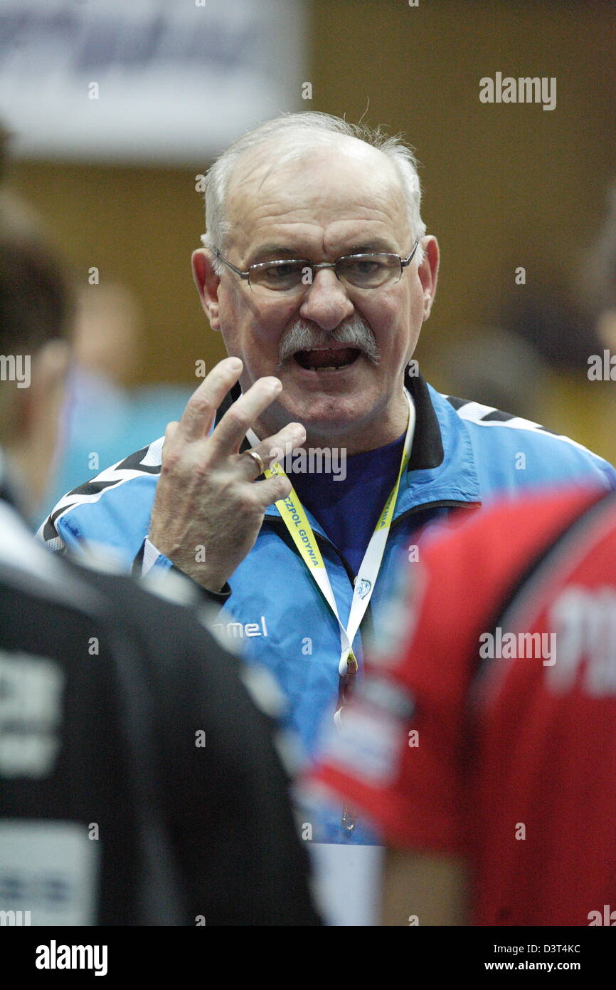 Poland 24th, February 2013 Handball: Final Four of the PGNiG Polish Cup. Vistal Laczpol Gdynia v KPR Ruch Chorzow game for 3th place in the Cup at HSW sports hall in Gdynia. Janusz Szymczyk - KPR team head coach   during the game Stock Photo