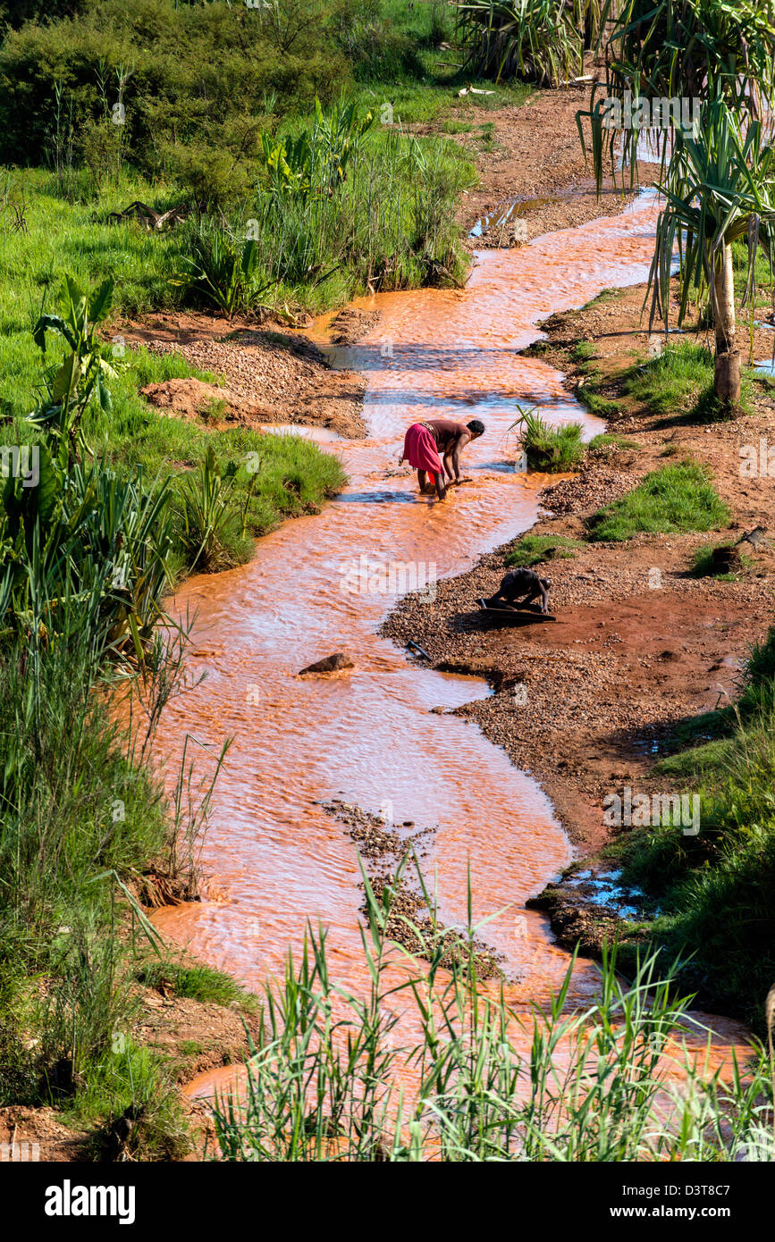 Gold panning Ilakaka Madagascar Stock Photo