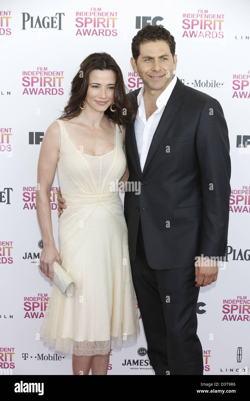 Linda cardellini and steve rodriguez hires stock photography and