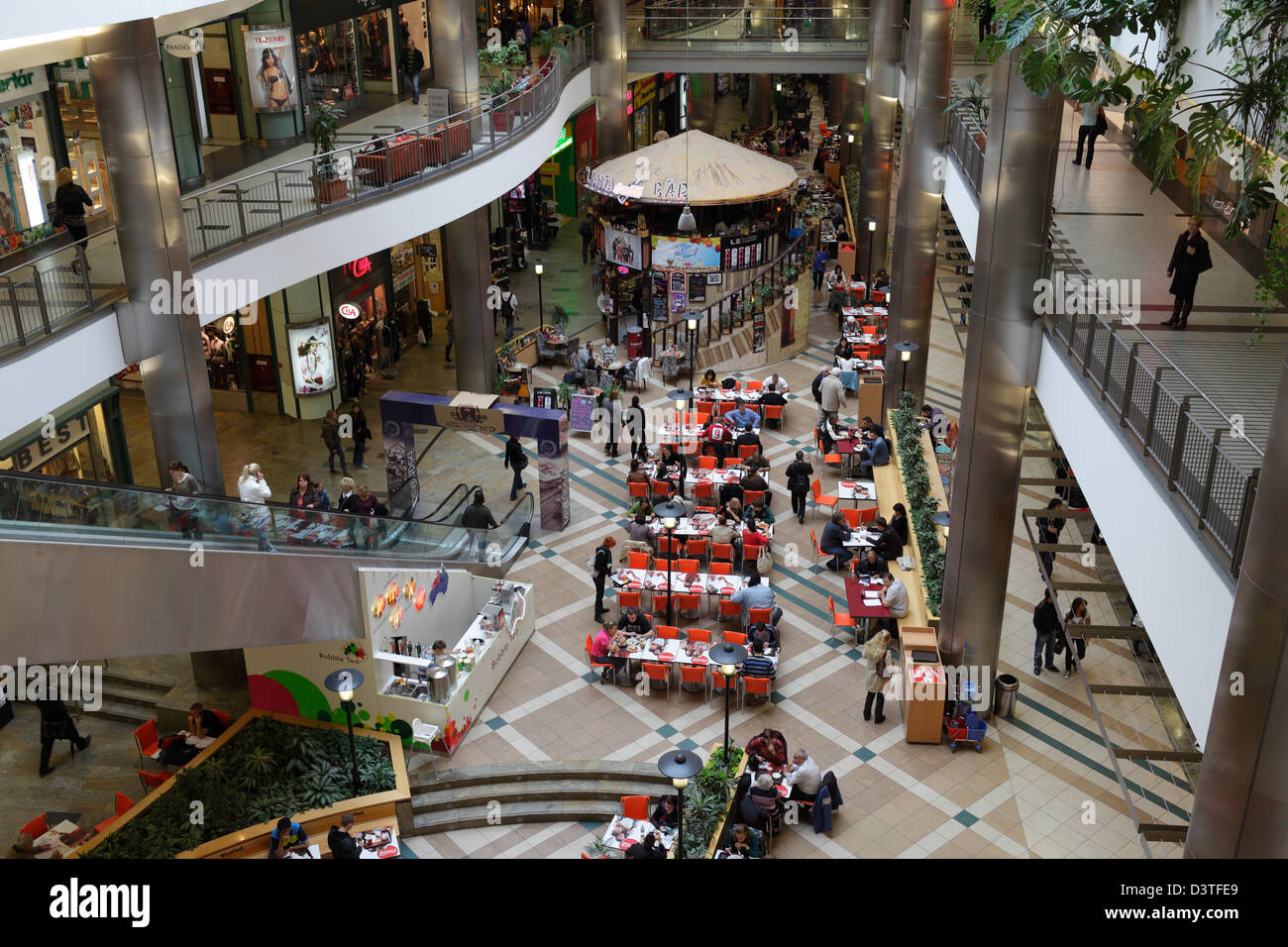 Westend city center budapest hi-res stock photography and images - Alamy