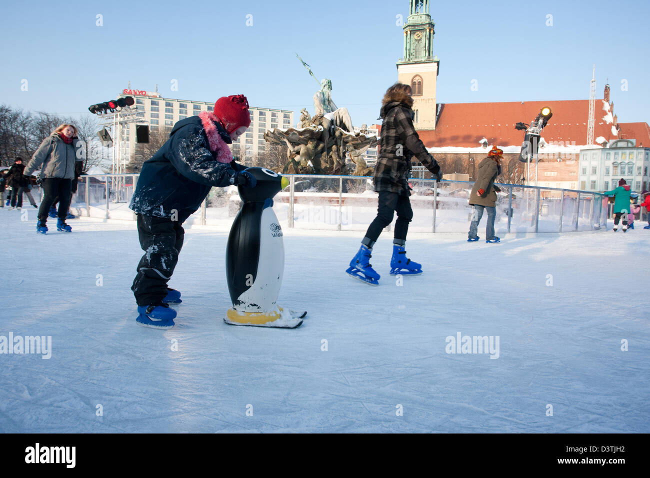 Berlin, Germany, ice skating on Fountain of Neptune Stock Photo Alamy