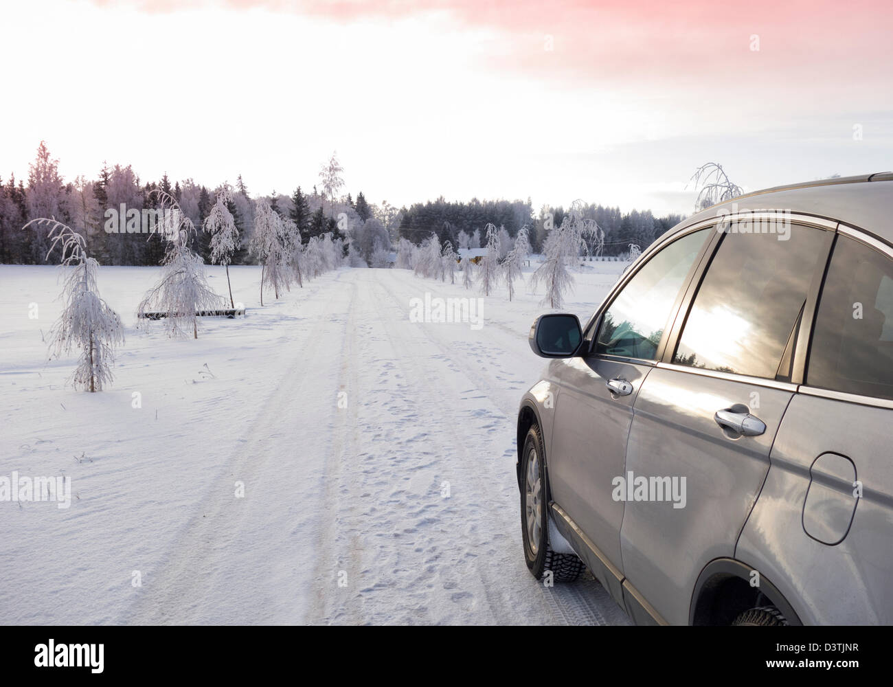 Car parked on side of the road hi-res stock photography and images - Alamy