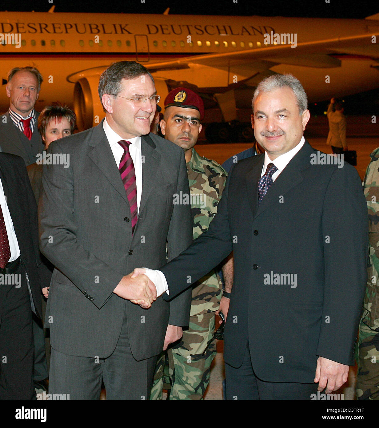 German Minister of Defence Franz Josef Jung (L) greets his Lebanese