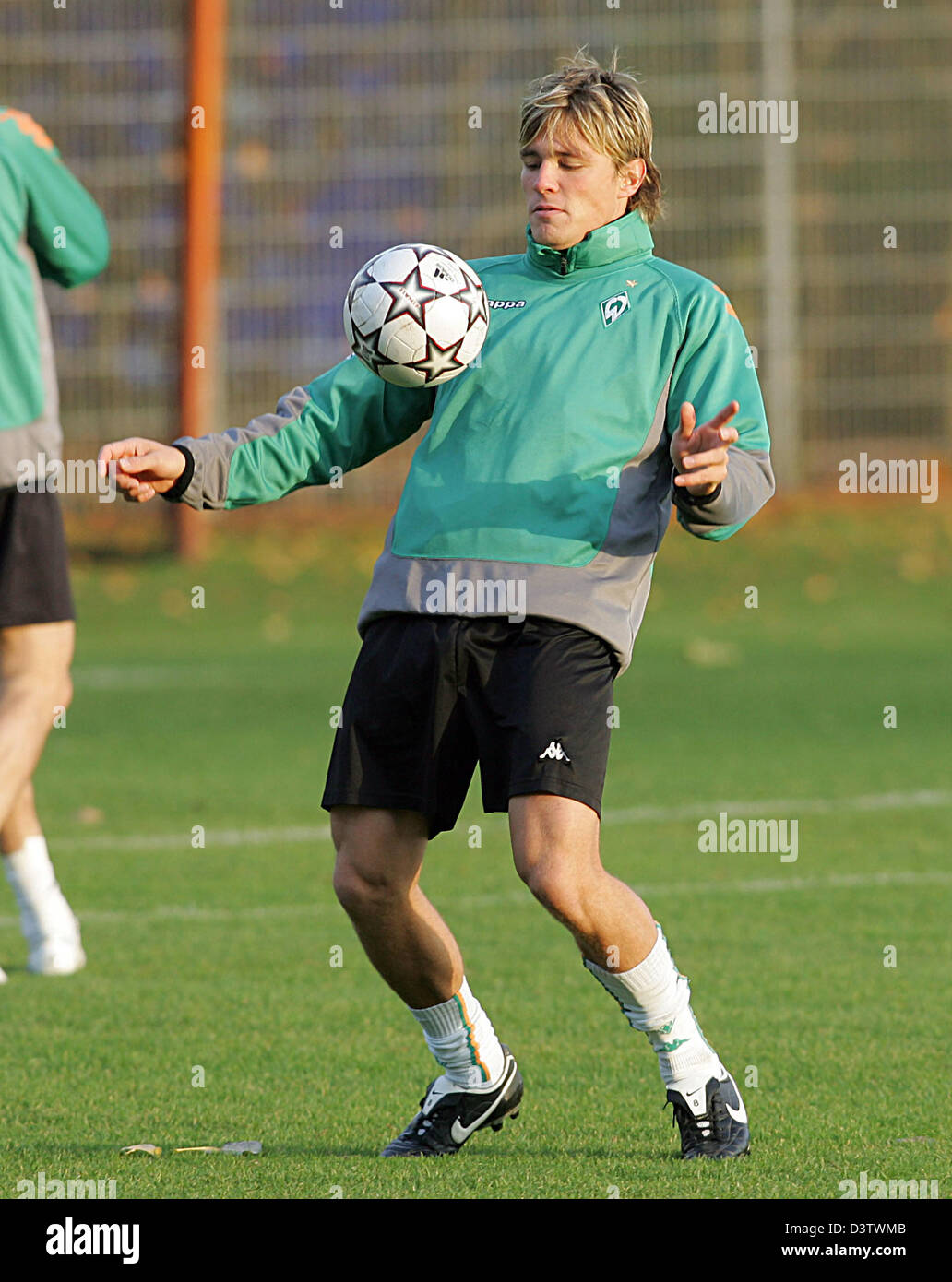 Clemens Fritz of Bremen pictured during the training at the Weser