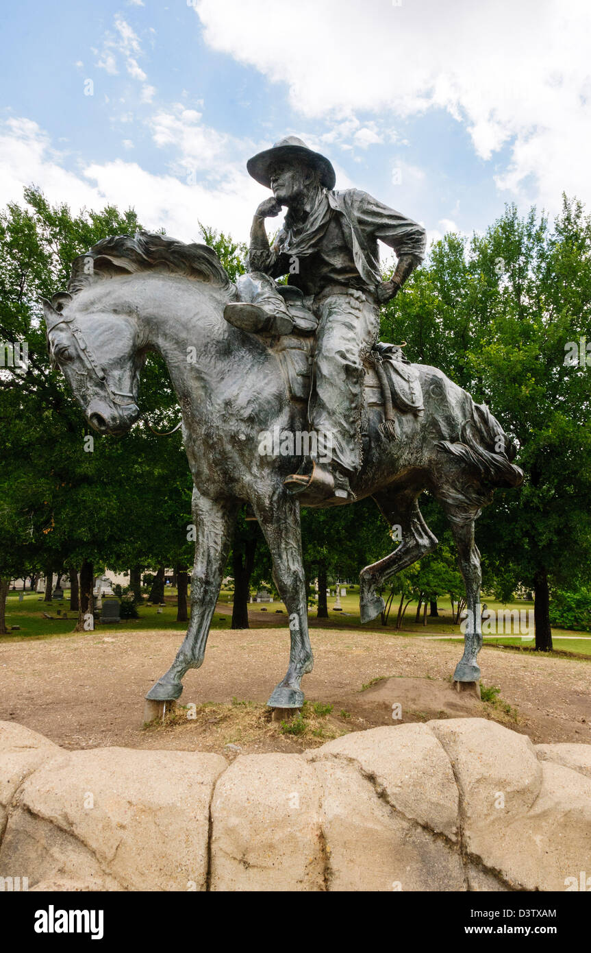 Pioneer Plaza Cattle Drive Bronze Statues by Robert Summers, Dallas ...