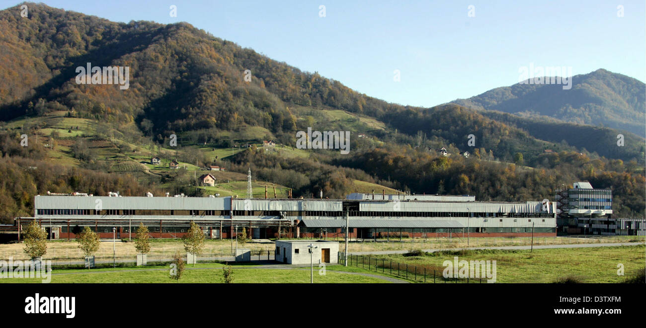An old battery factory, the former headquarters for teh Dutch UN troops, pictured in Potocari, Bosnia and Herzegovina, 15 November 2006. Srebrenica is located at the border to Serbia. The city's number of inhabitants went down to 21,000, mostly Serbs and Serbian refugees from the Bosnian-Croatian Federation. The city set the sad scene for the massacre in July 1995, when Bosnian Ser Stock Photo